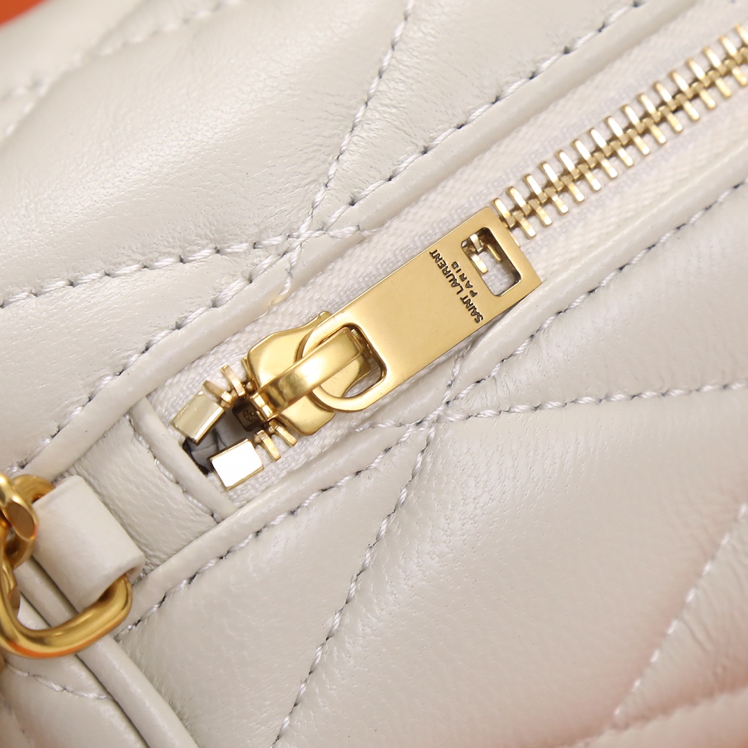 Handbags SAINT LAURENT 699703 size 20x10x10 cm - vstockx