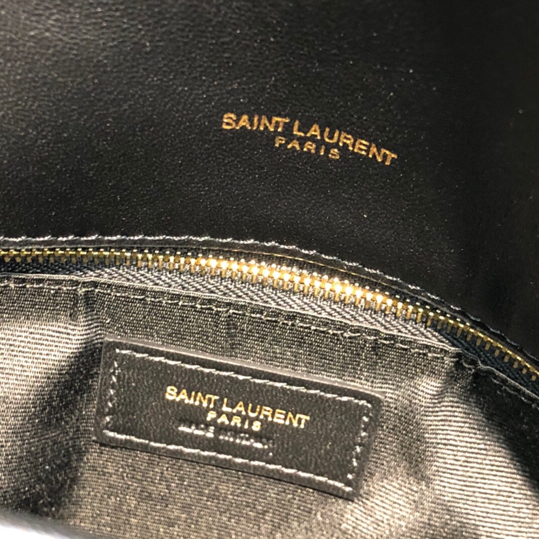Handbags SAINT LAURENT 577476 size 29x17x11 cm - vstockx