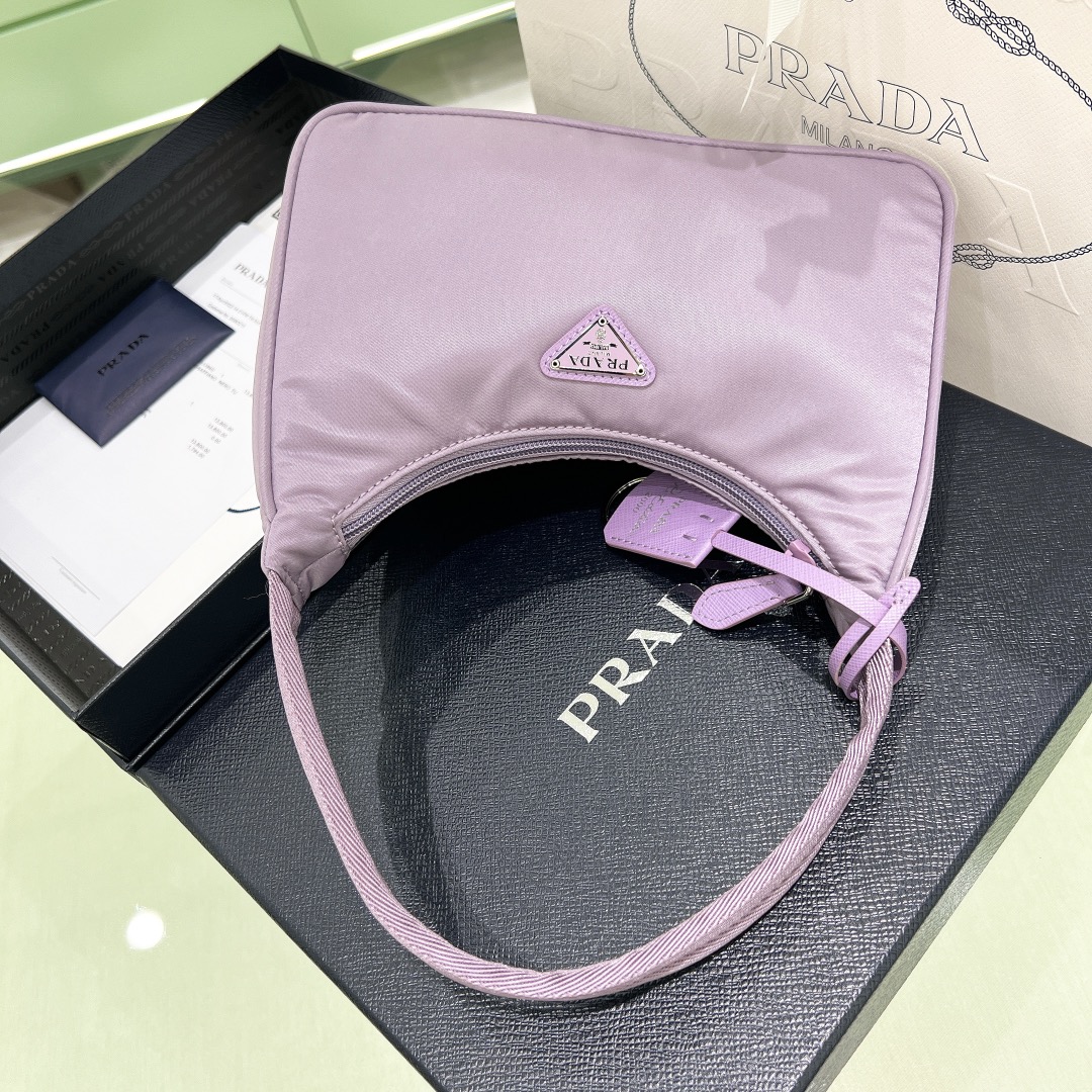 handbags prada Hobo 1NE515 re-edition 2000 Size:22*17*6 - vstockx