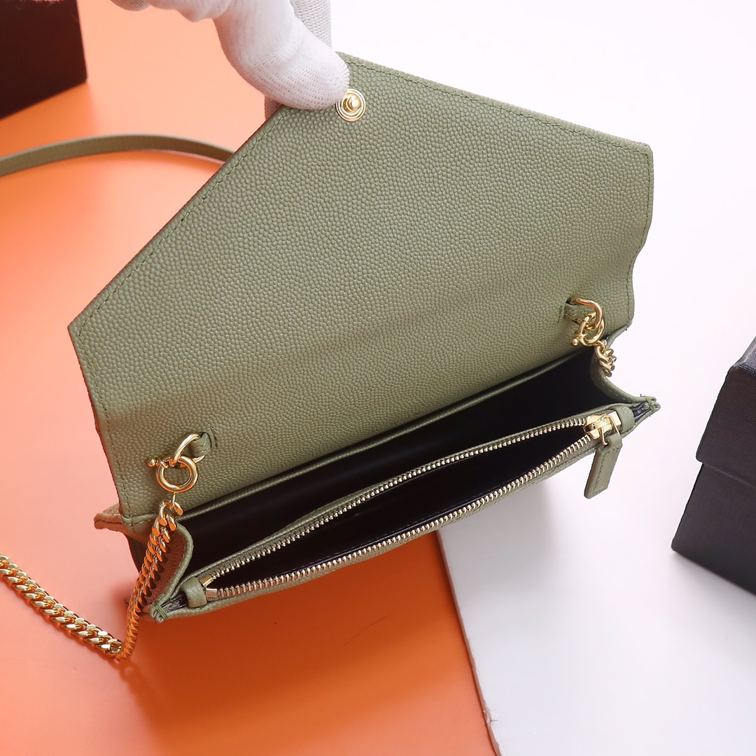 Handbags SAINT LAURENT 393953 size 19x11.5x4 cm - vstockx