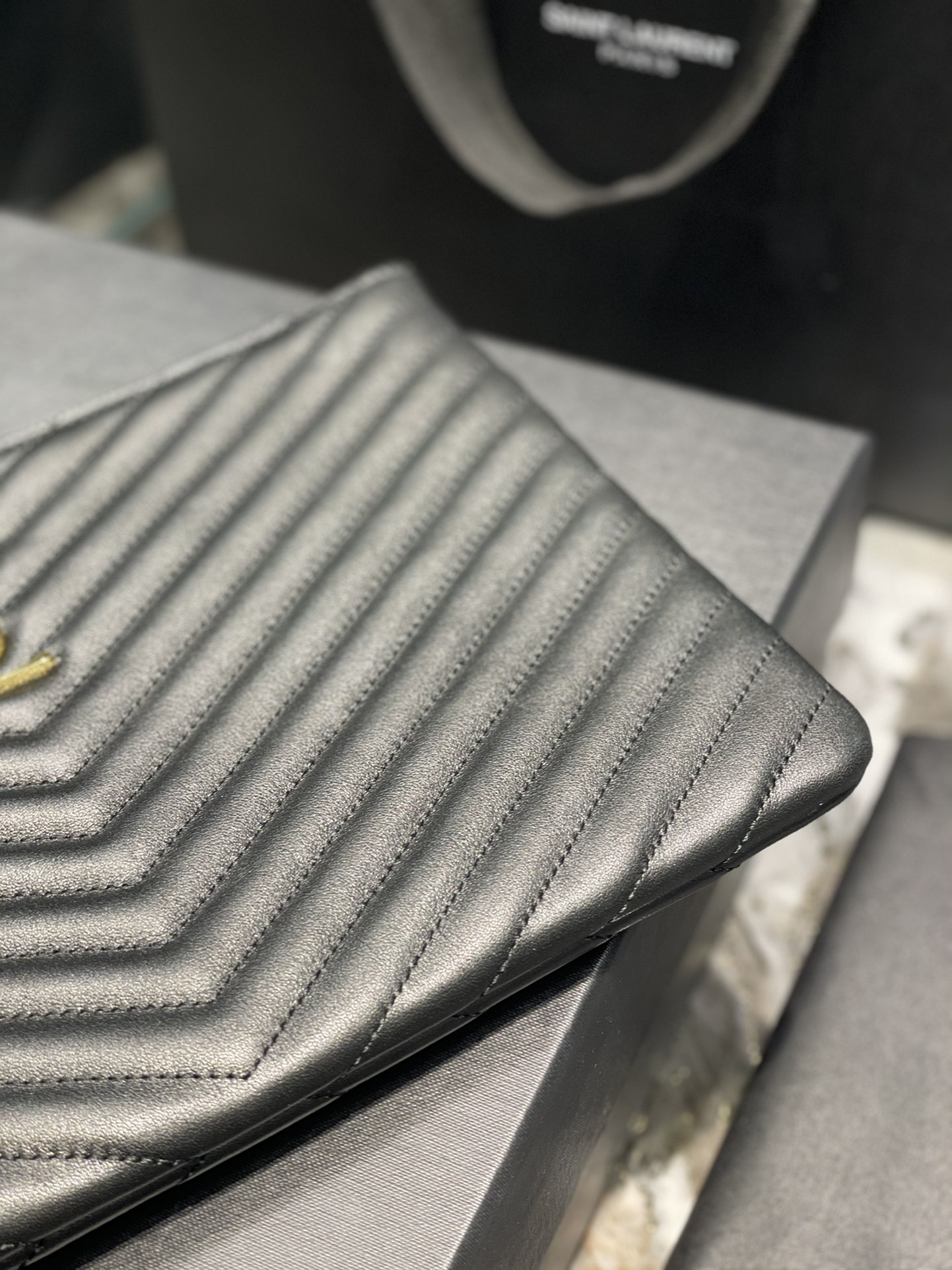 Handbags SAINT LAURENT 413444 size 30  21.5  2 cm - vstockx