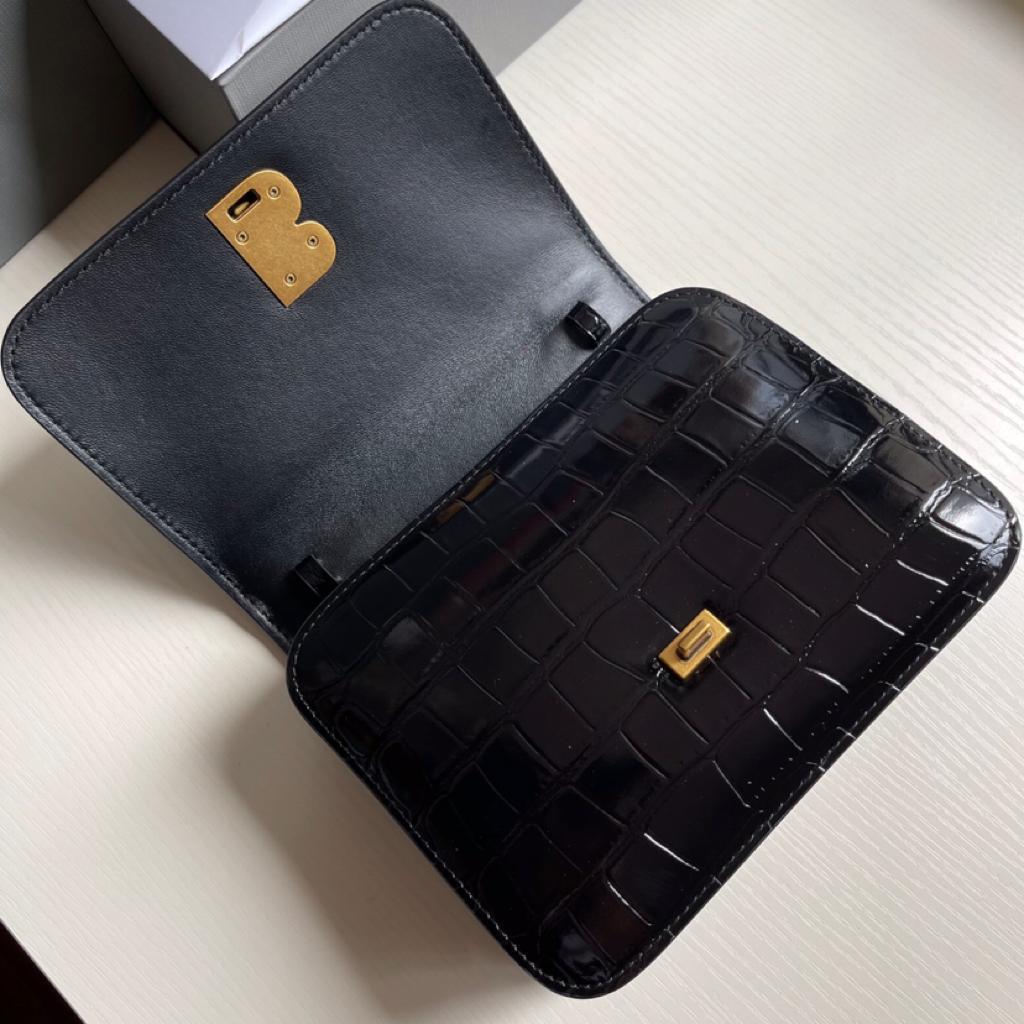 Handbag Balenciaga 3011 size 19.5*7.5*15cm - vstockx