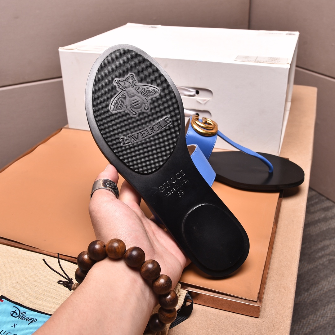 Gucci Slippers 9 - vstockx