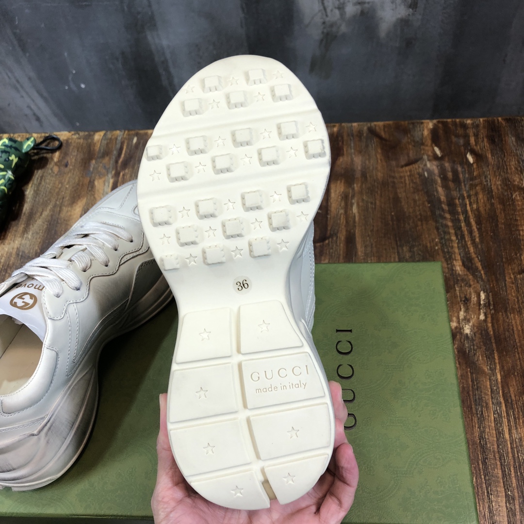 Gucci Rhyton sneaker 34 - vstockx