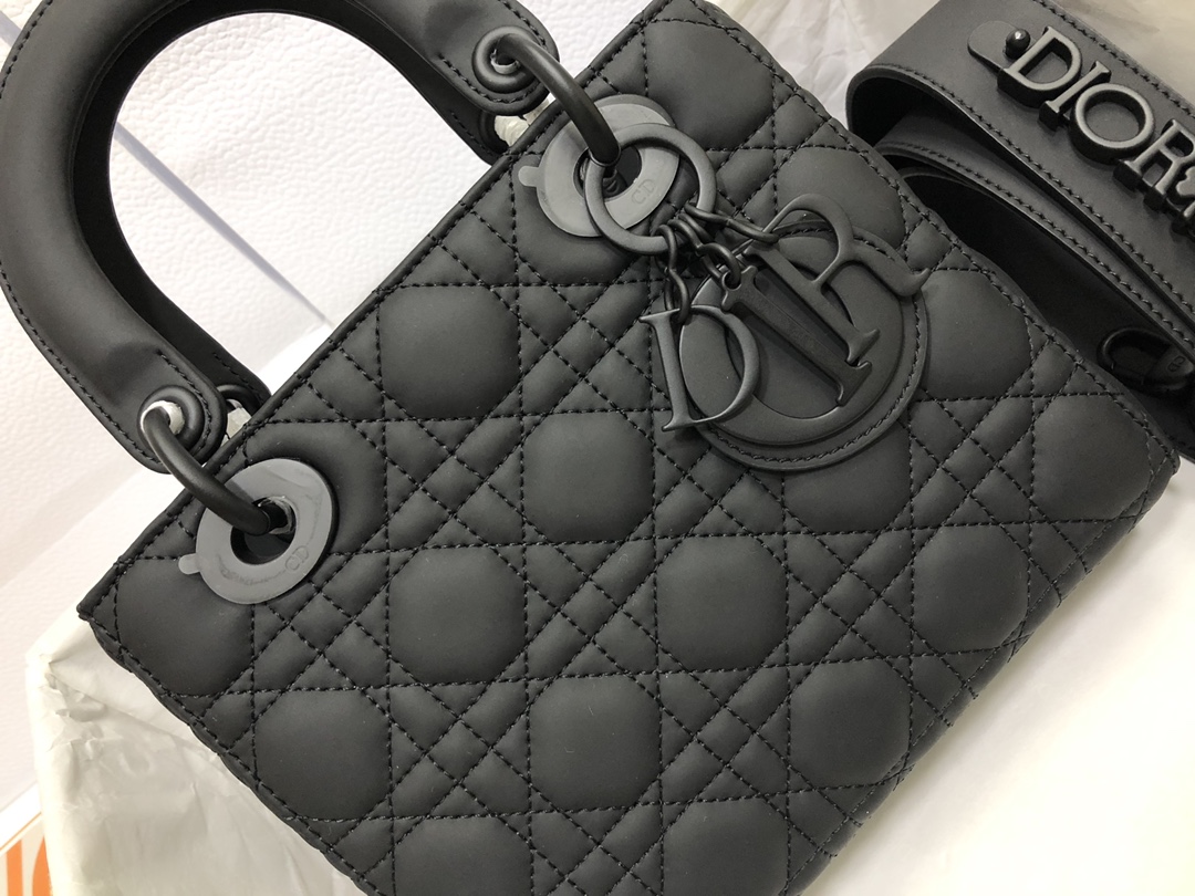 Handbag Dior M0538 size 20*16.5*8 cm - vstockx