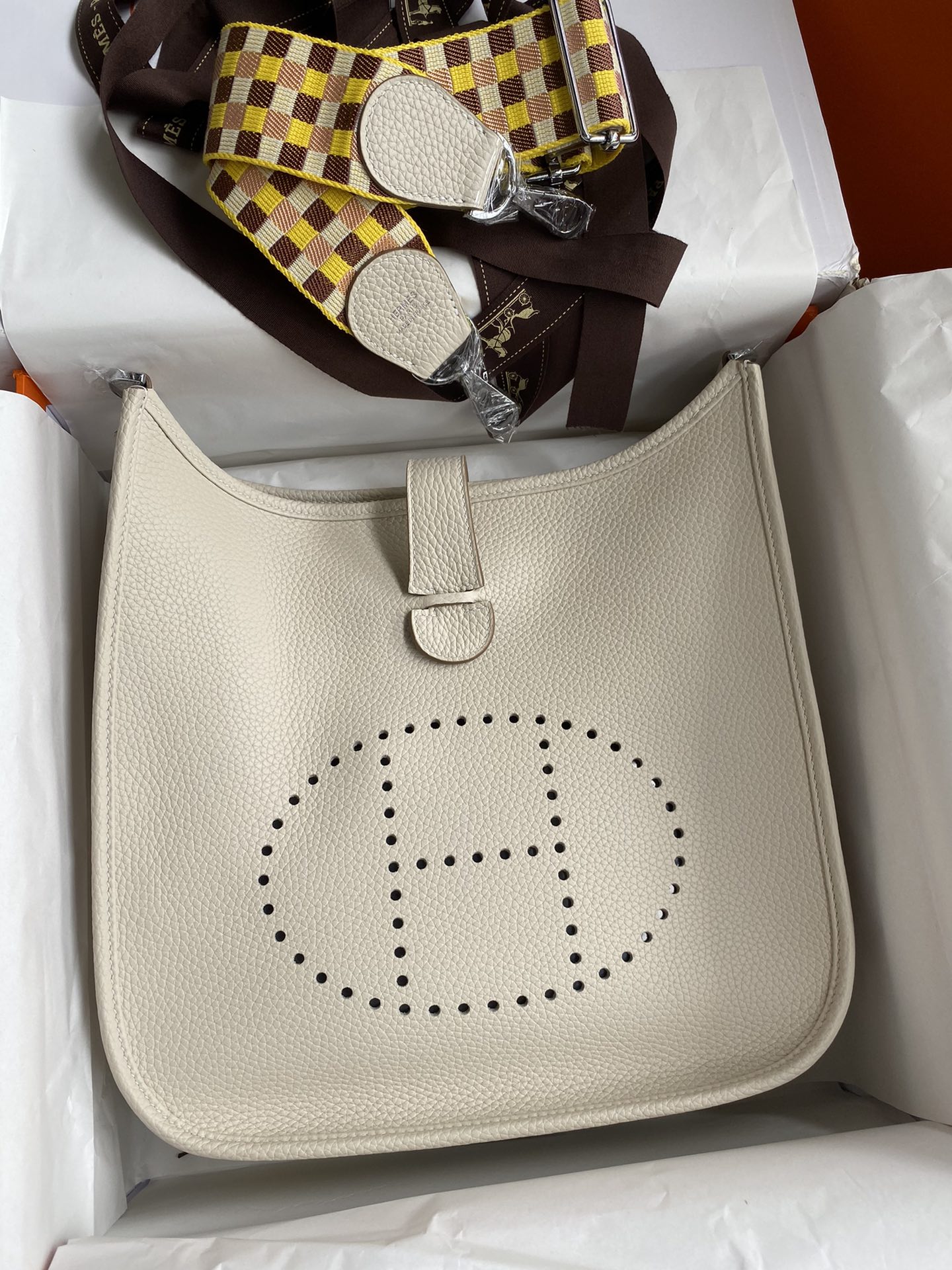 Handbags Hermes Evelyn size:29 cm - vstockx