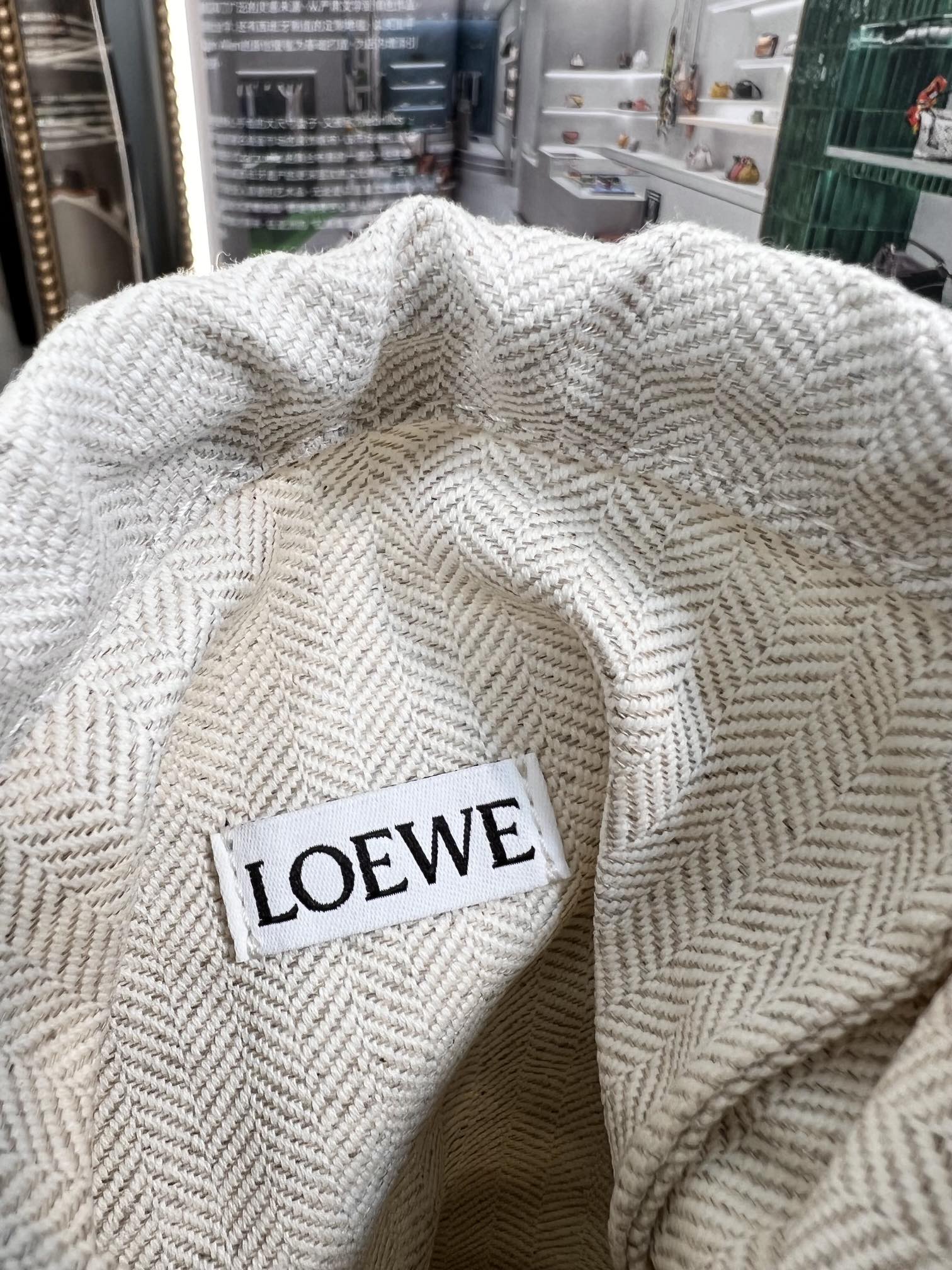 Handbags LOEWE  size:21-12-7 cm - vstockx