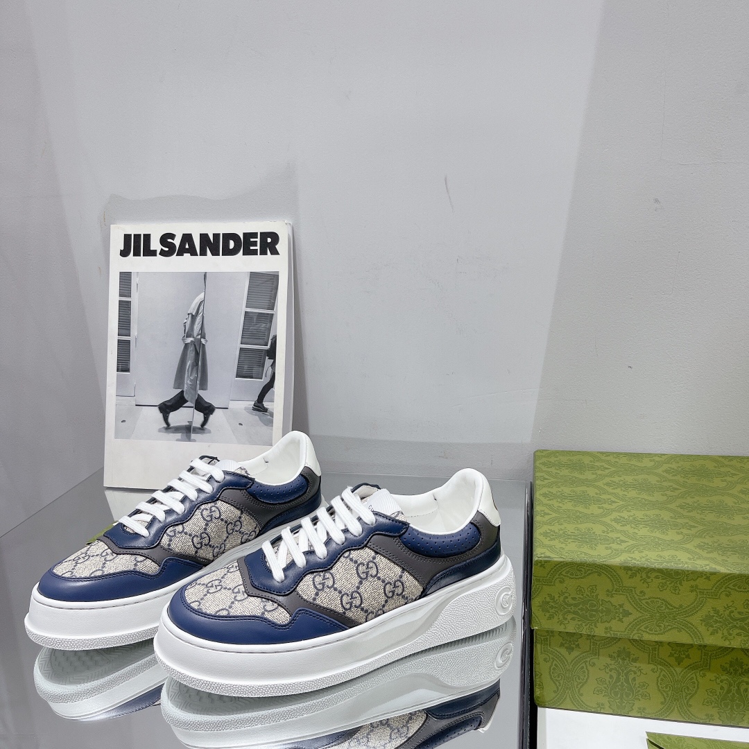 Gucci Women's GG sneaker 2 - vstockx