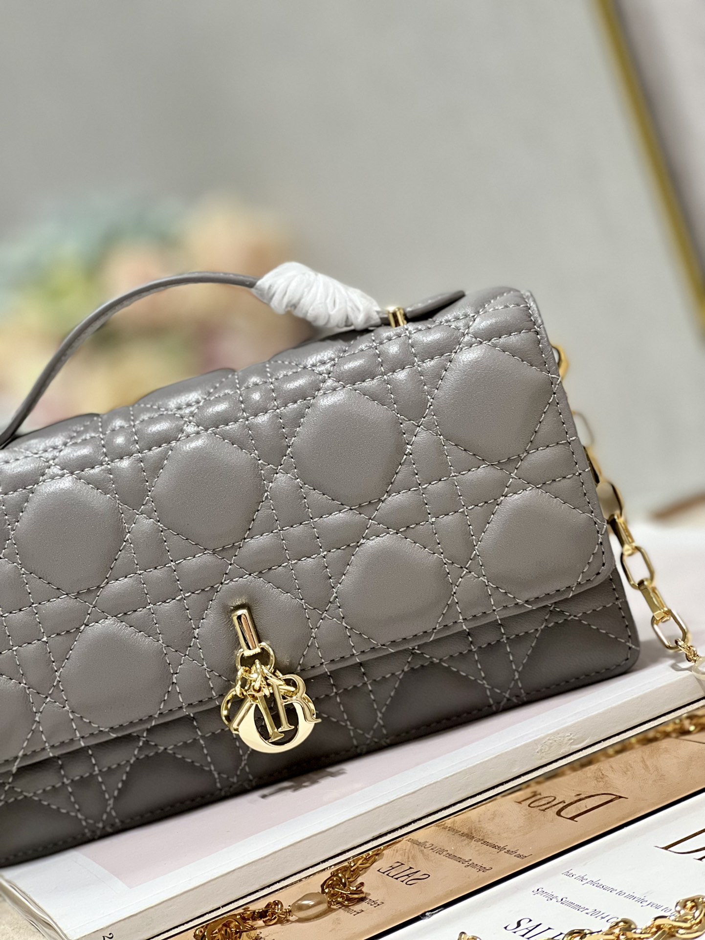 Handbag Dior 0980 size 21 x 11.5 x 4.5 cm - vstockx