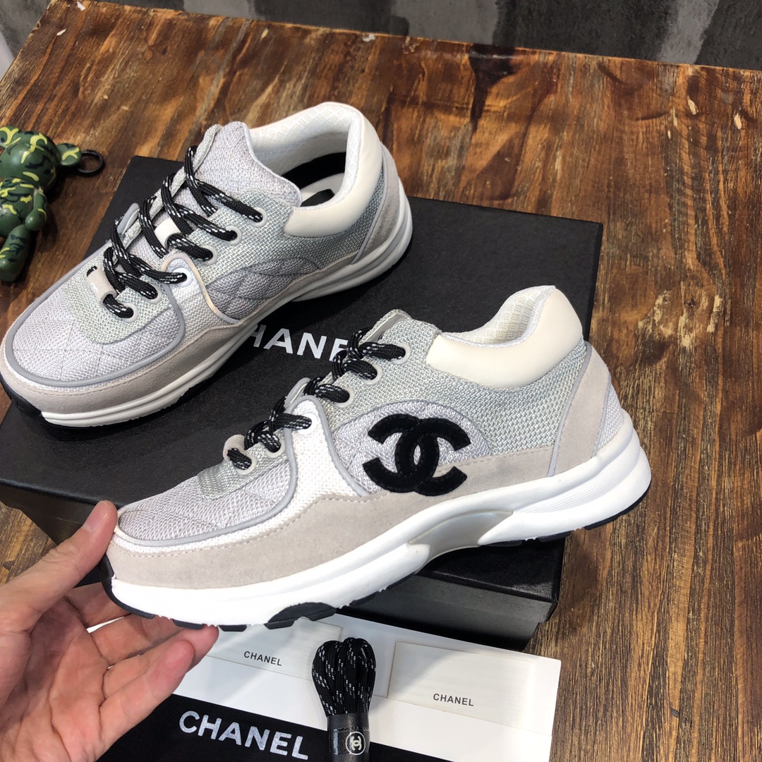 Chanel Fabric & Suede Calfskin Low Top Sneaker 5 - vstockx