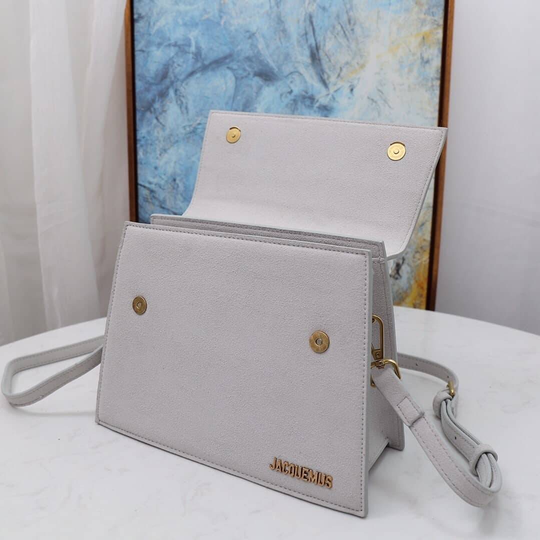 handbag Jacquemus bamnino size 24*17*9 cm - vstockx
