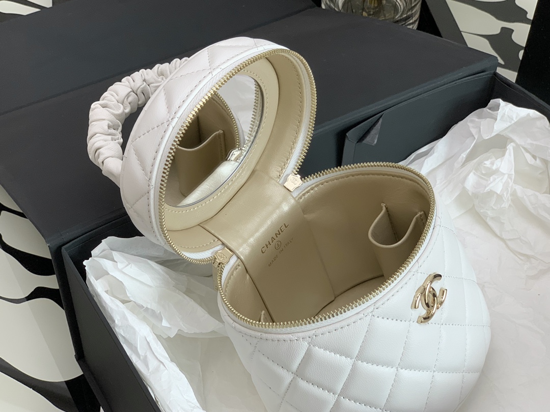 Handbag Chanel 2730 size 13  13  11 cm - vstockx