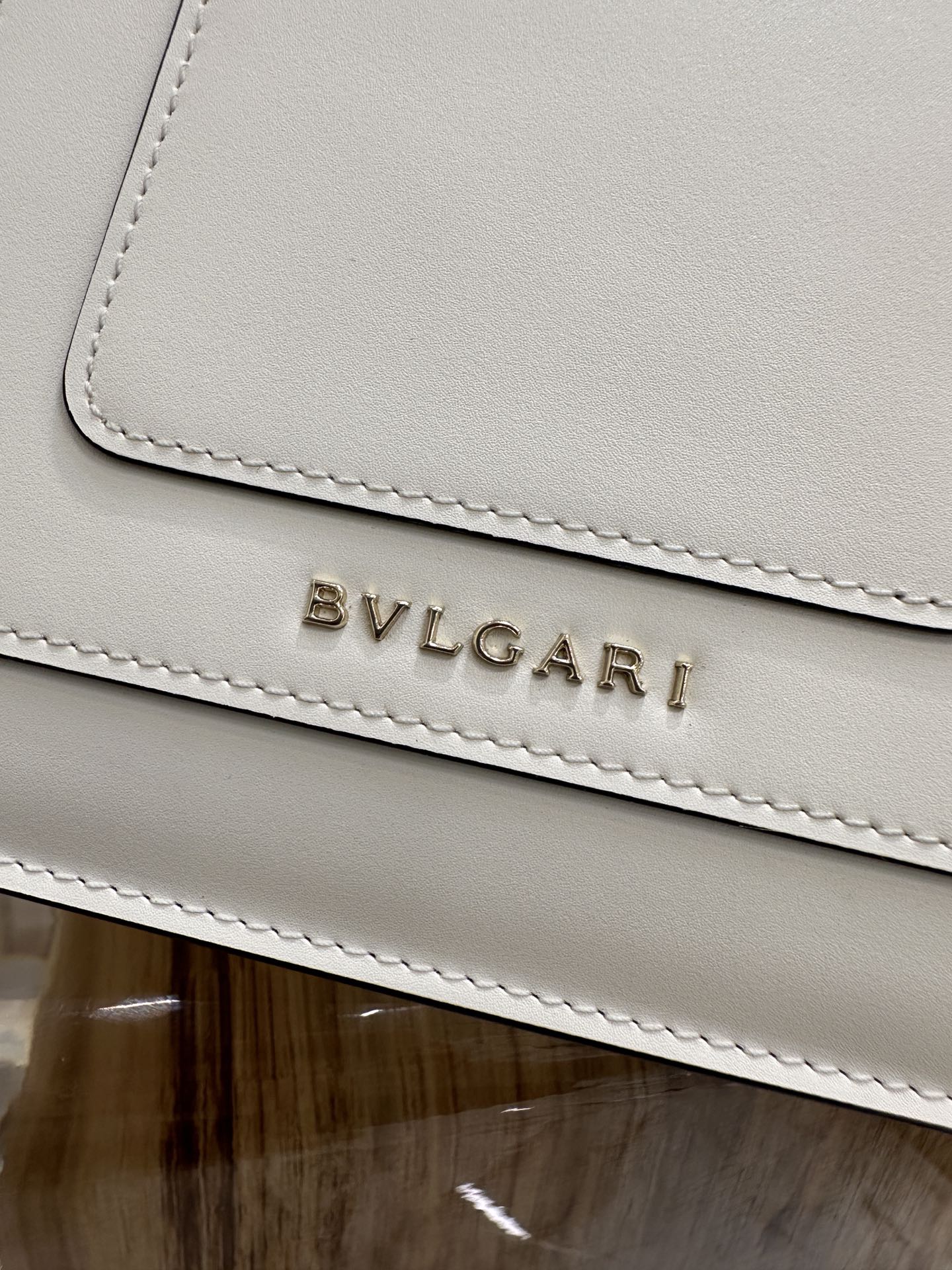 Handbags Bvlgari Serpenti Forever 35107 size:20*15*5 cm - vstockx