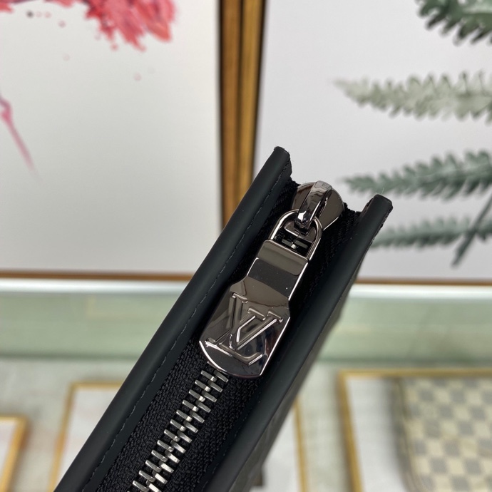 Handbag Louis Vuitton M64440 size 27  20  3cm - vstockx