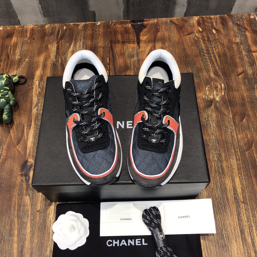 Chanel Fabric & Suede Calfskin Low Top Sneaker 4 - vstockx