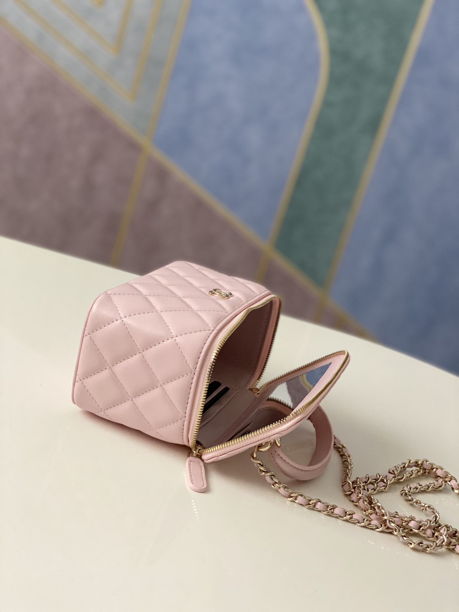 Handbag chanel 81190 size 9.5 17 8 cm - vstockx