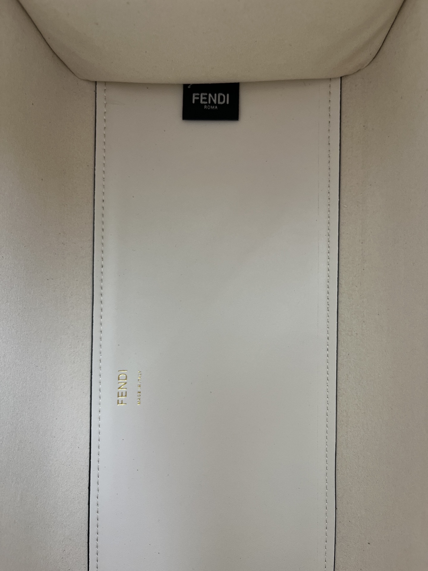 handbags FENDI 877 size:17*35*31 - vstockx