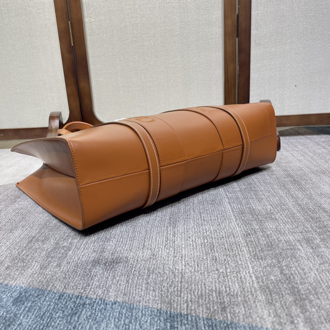 Handbags Chloe 22S Woody 6067 size:45*33*13 cm - vstockx