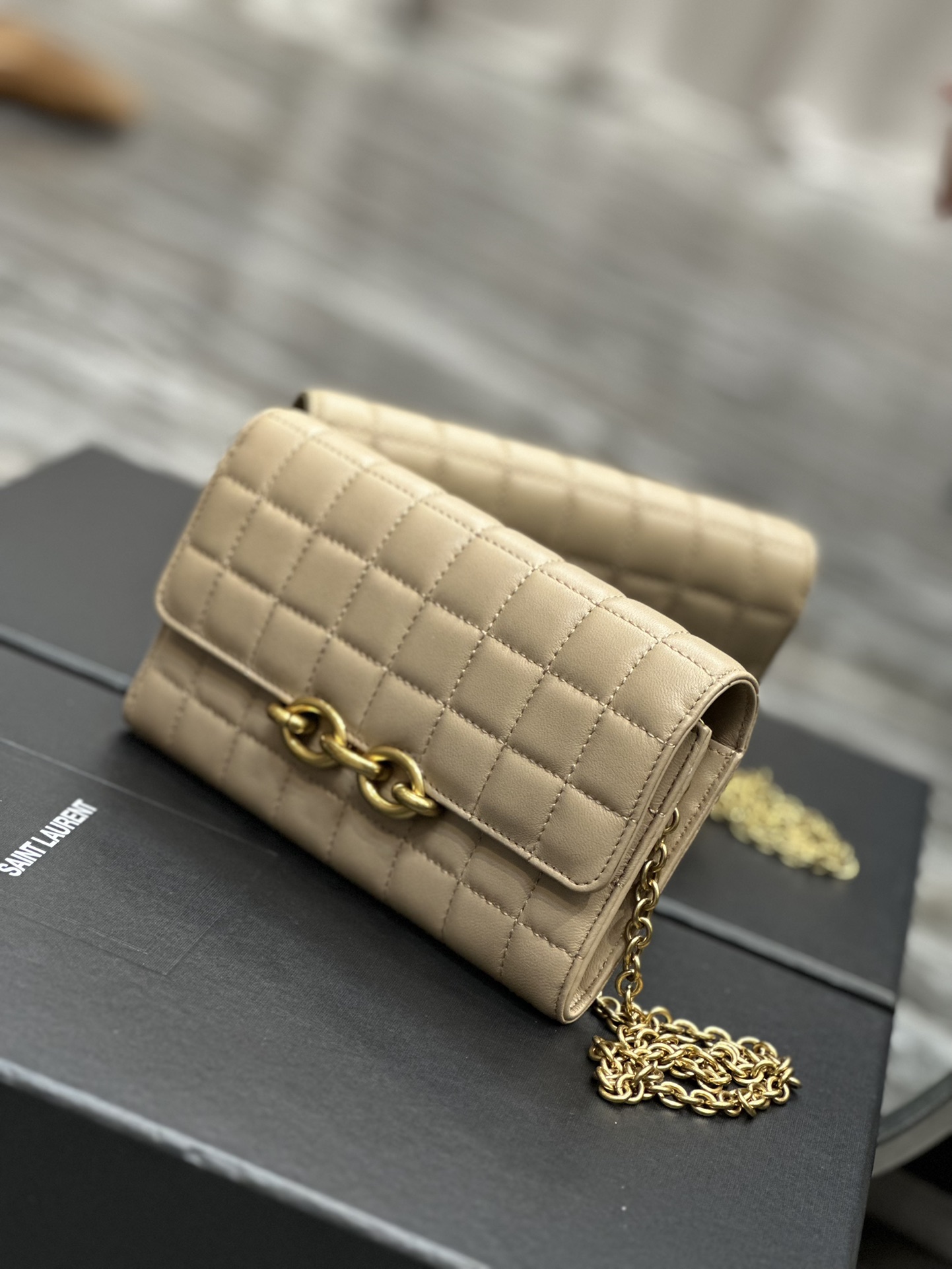 Handbags SAINT LAURENT 738109 size 19  11  4 cm - vstockx