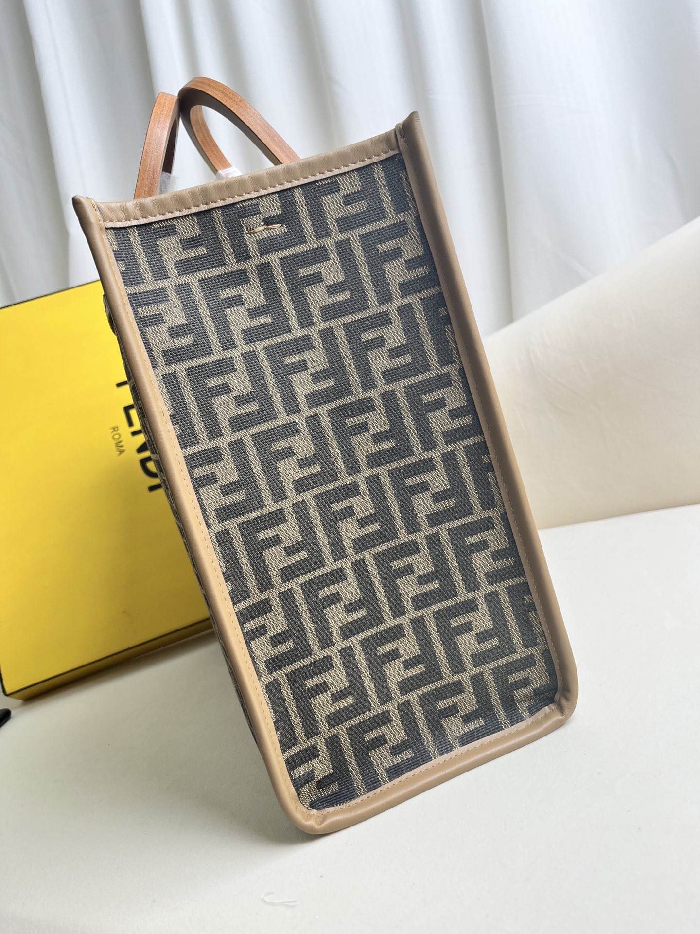 handbags FENDI 877 size:17*35*31 - vstockx