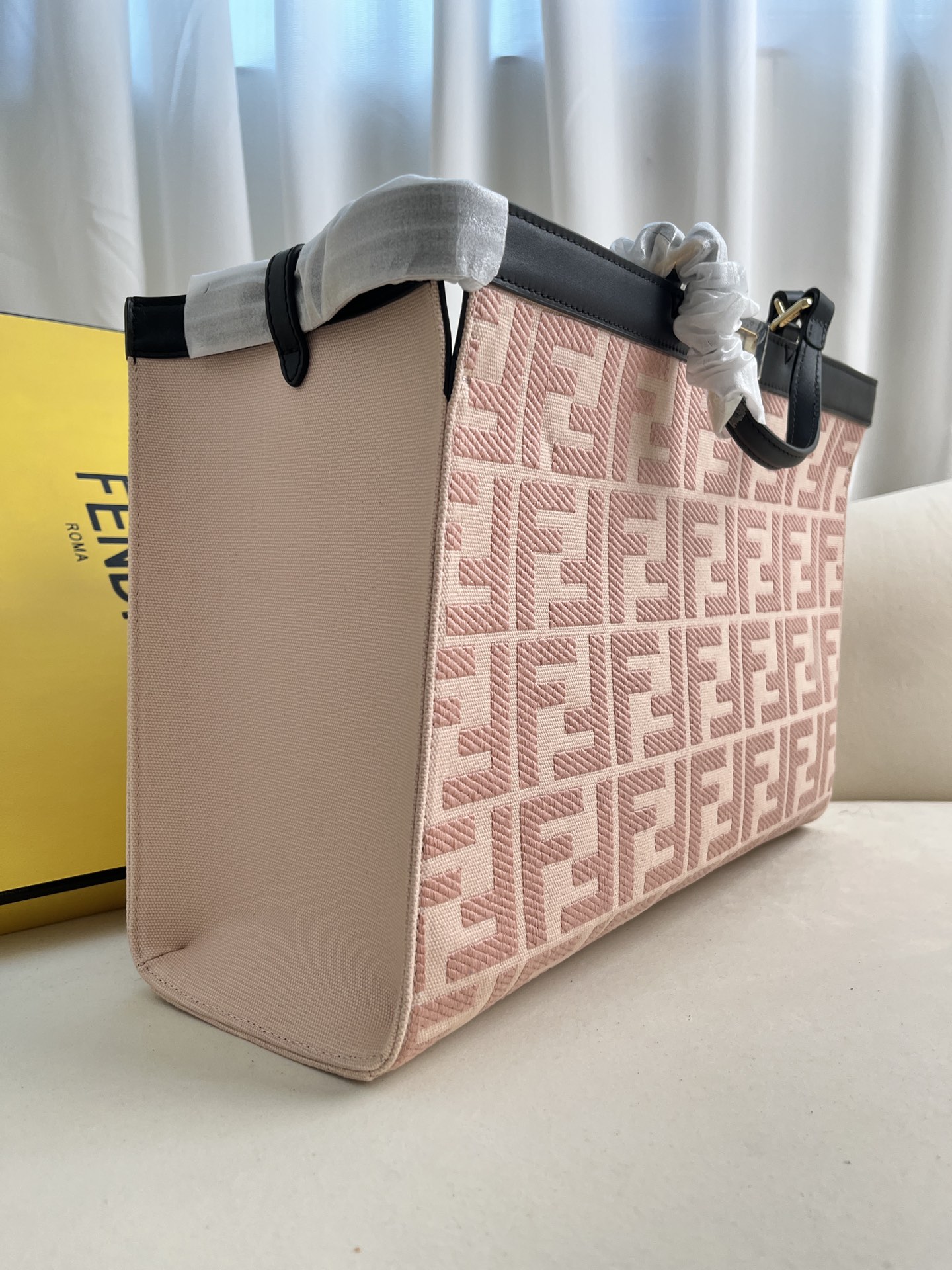 handbags FENDI 1819 size:40*12*29cm - vstockx