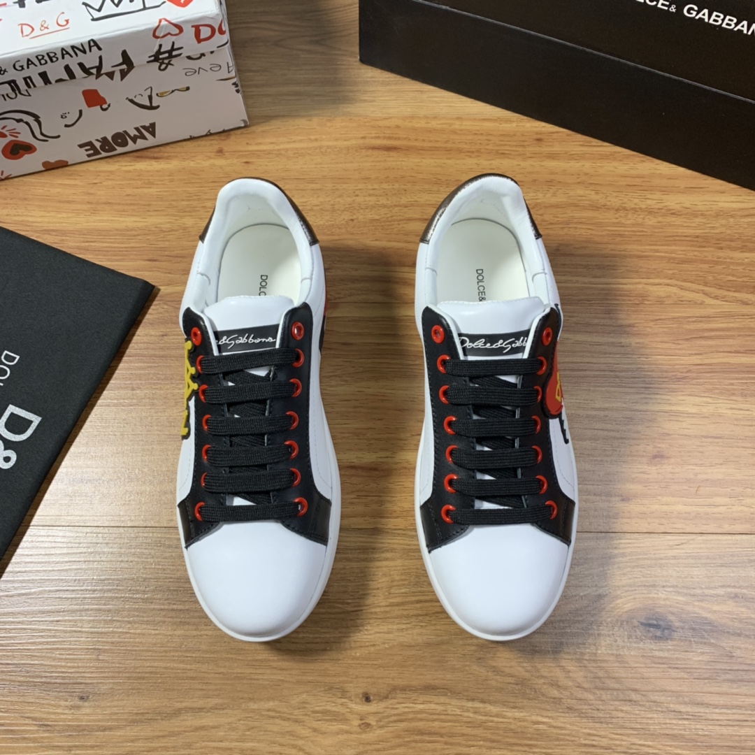Dolce & Gabbana Low Tops Sneakers 131 - vstockx
