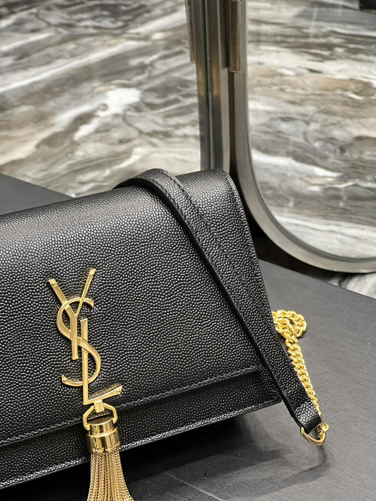 Handbags SAINT LAURENT 452159 size 19x12.5x4 cm - vstockx