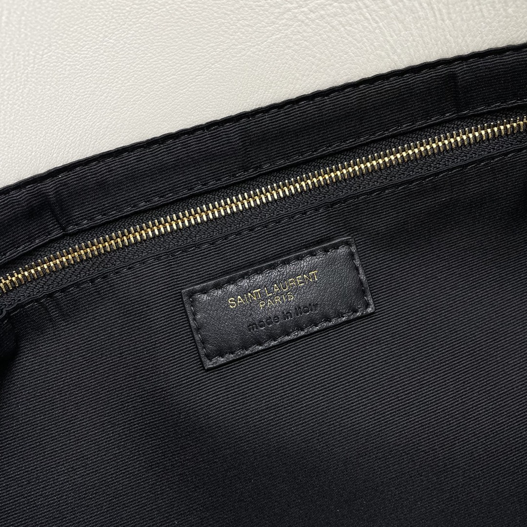 Handbags SAINT LAURENT 698651 size 27x13x8 cm - vstockx