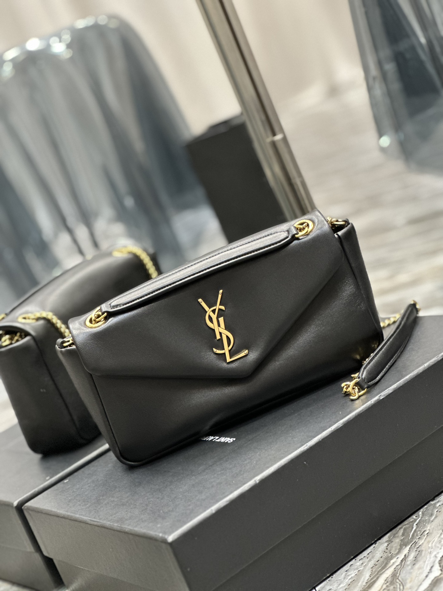 Handbags SAINT LAURENT 734153 size 26  14  7 cm - vstockx