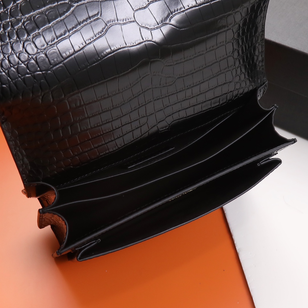 Handbags SAINT LAURENT 422906 size 22x8x16 CM - vstockx