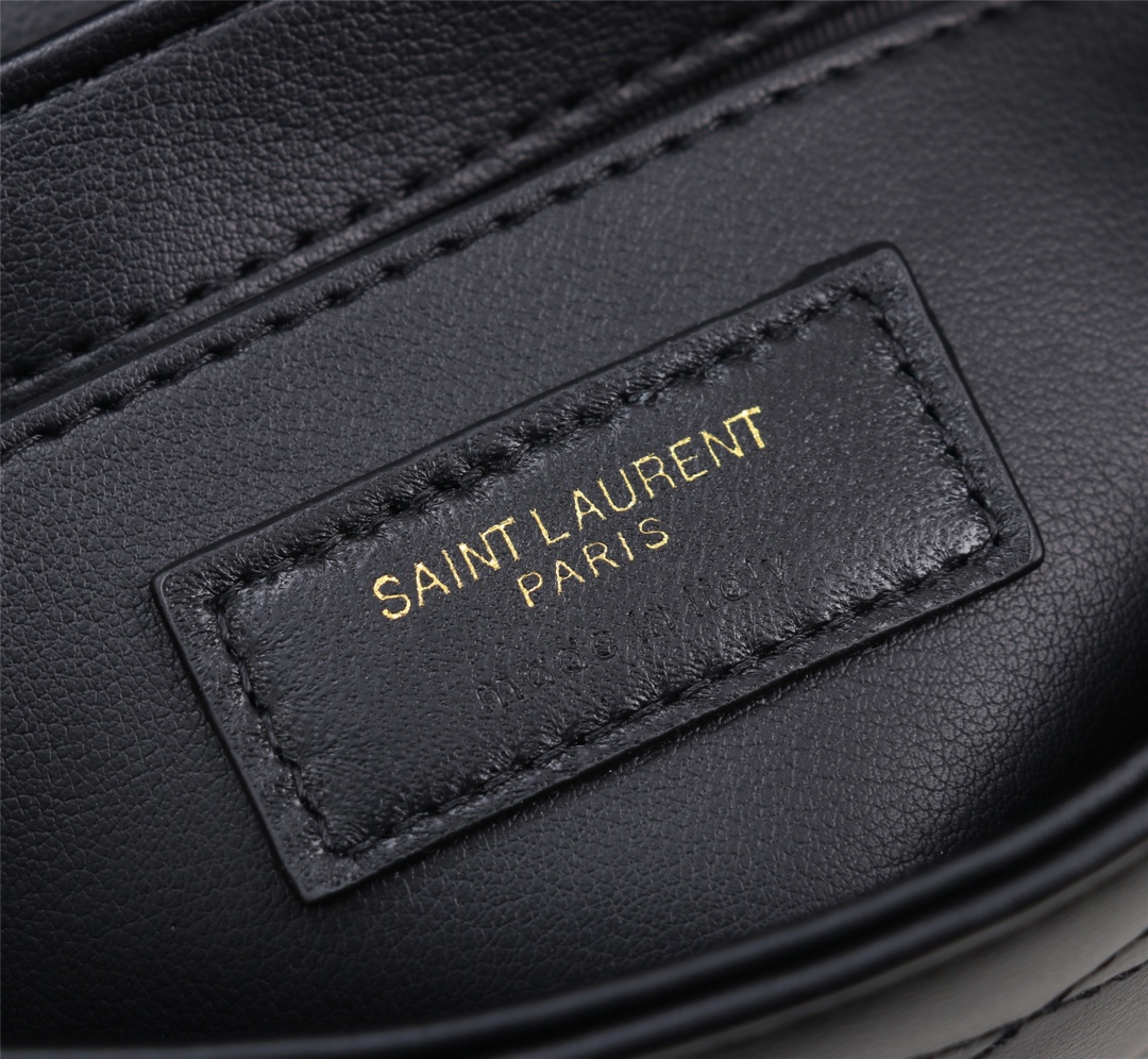 Handbags SAINT LAURENT 698567 size 24x18x5.5 cm - vstockx