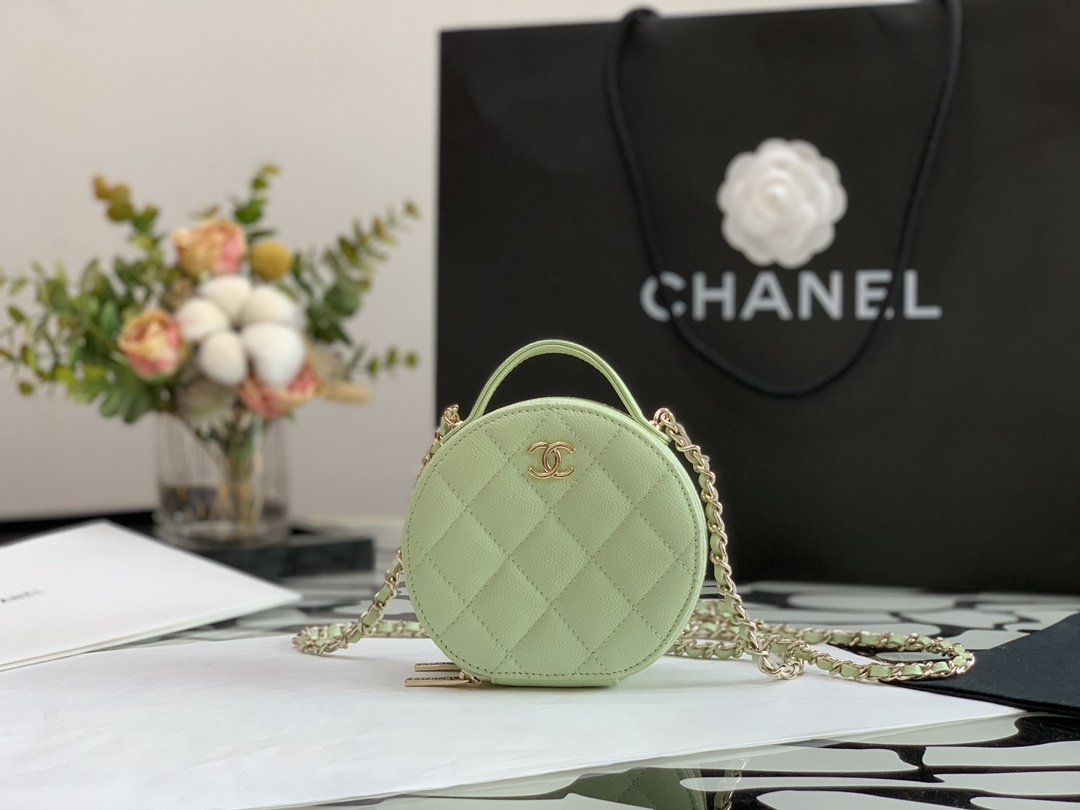 Handbag Chanel size 12  12  5 cm - vstockx