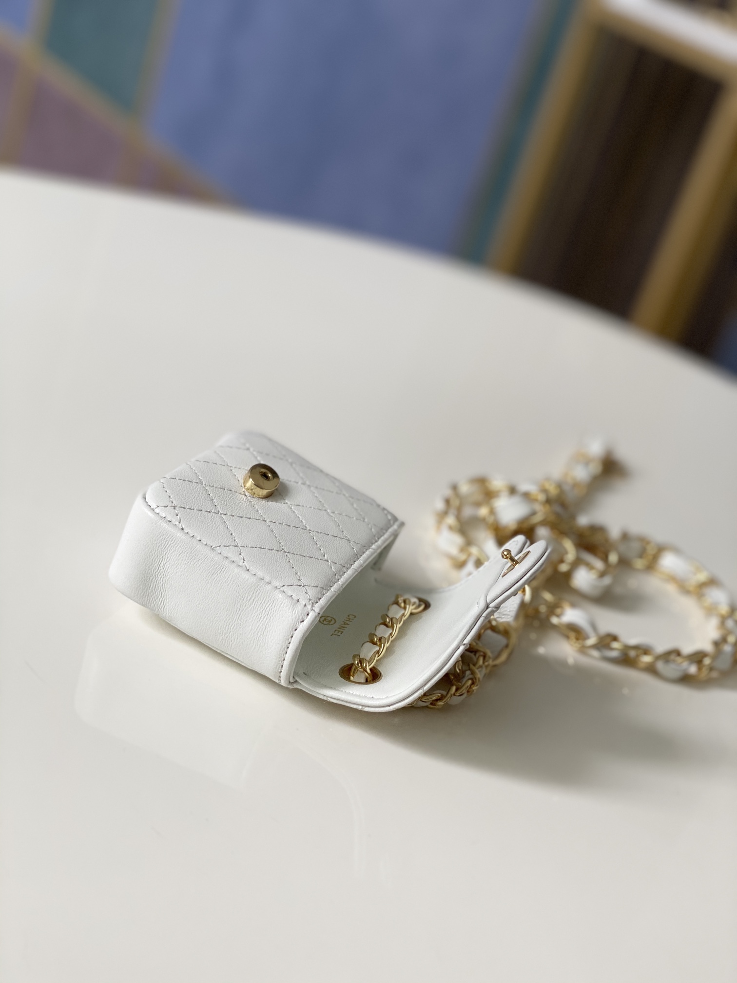 Handbag Chanel 2080 size 9.8.3 cm - vstockx