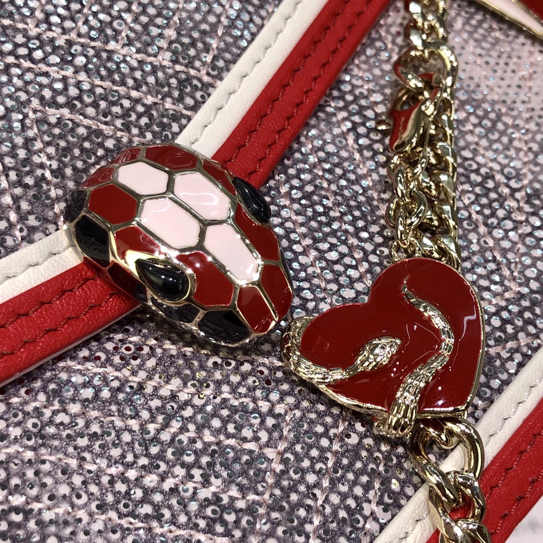 Handbags Bvlgari 288104 size:17.5*11*5 cm - vstockx