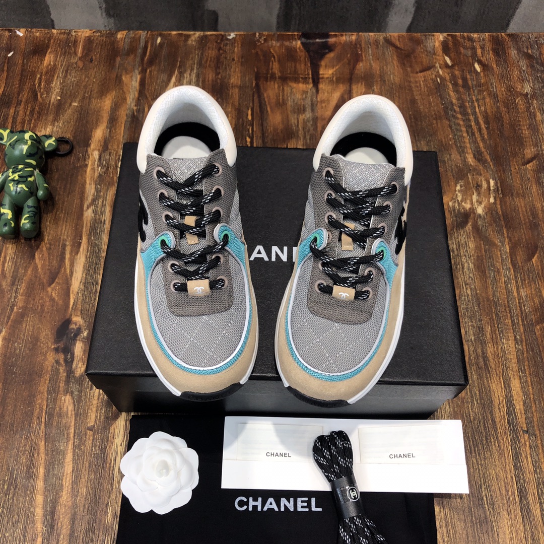 Chanel Fabric & Suede Calfskin Low Top Sneaker 2 - vstockx