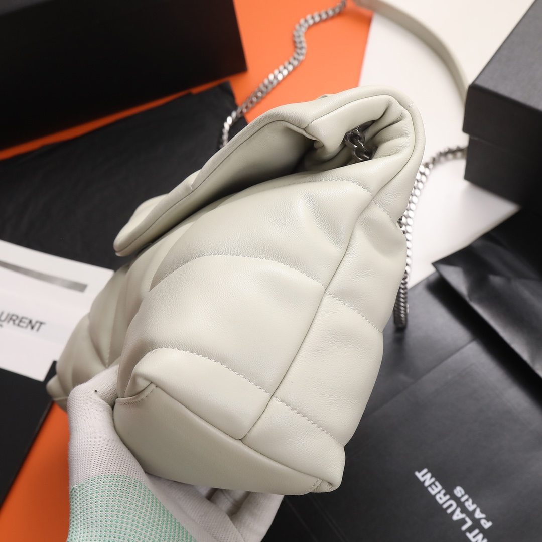 Handbags SAINT LAURENT 577476 size 29x17x11 cm - vstockx