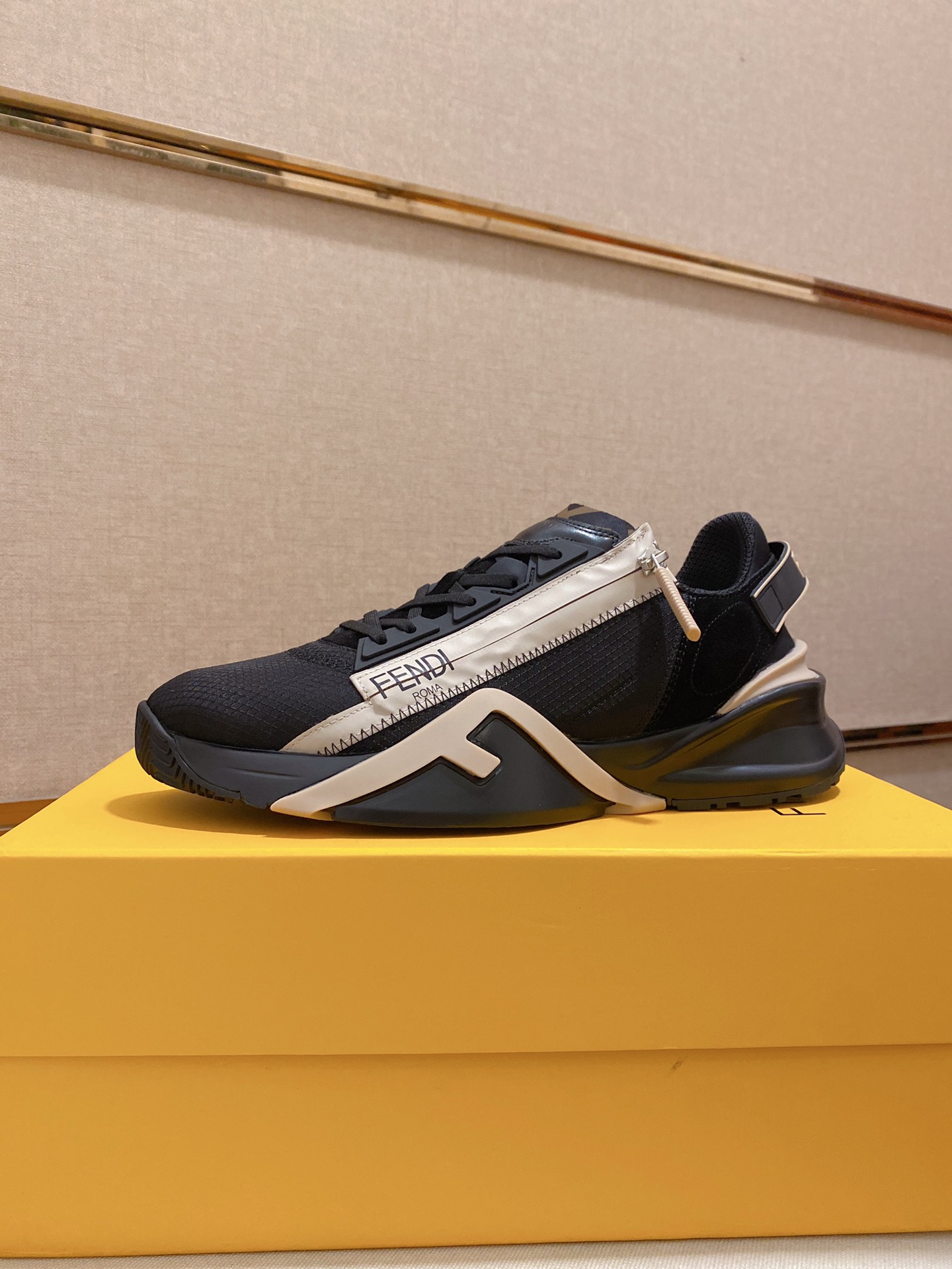 Fendi Flow Ff Sneakers 18 - vstockx