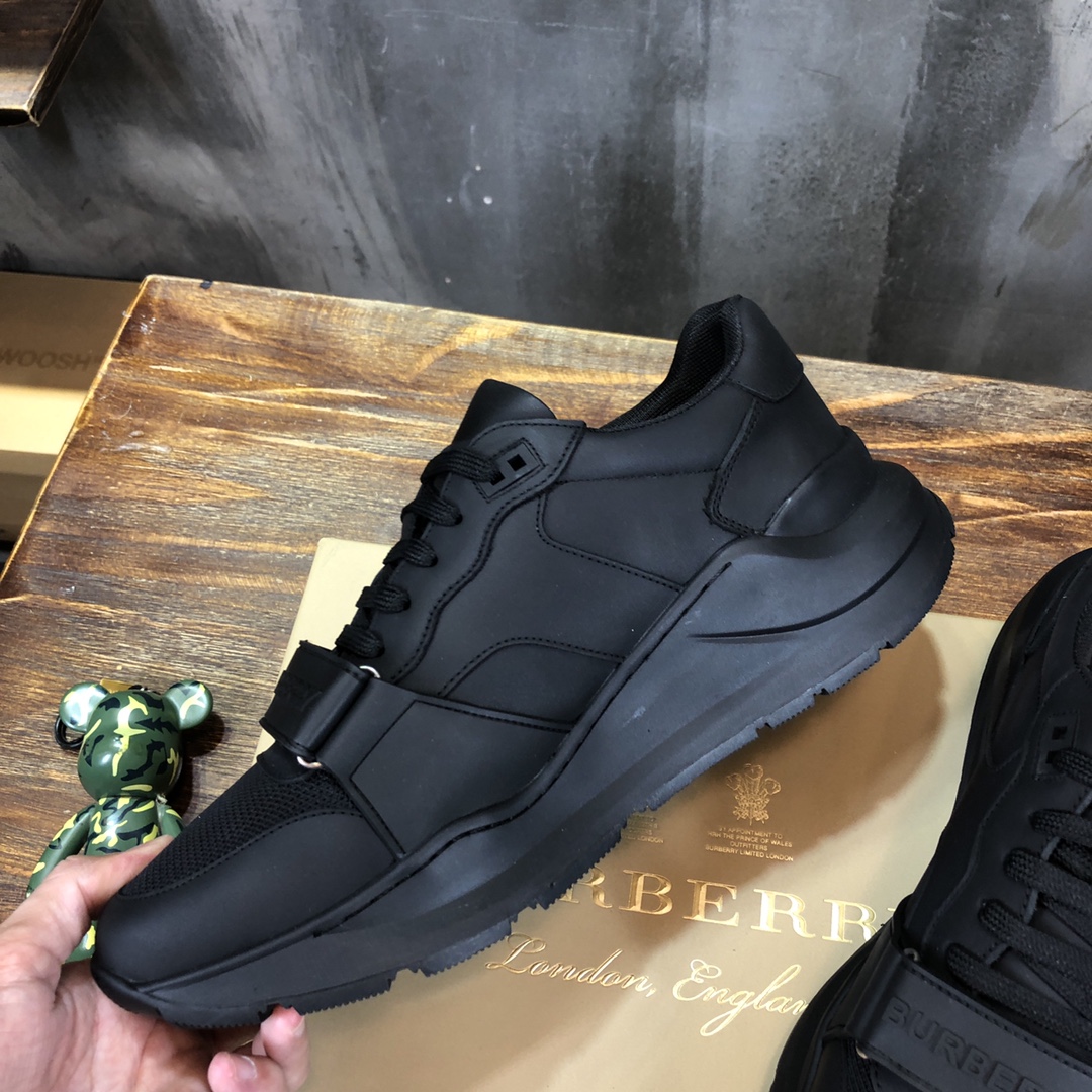 Burberry Vintage Sneaker 21 - vstockx