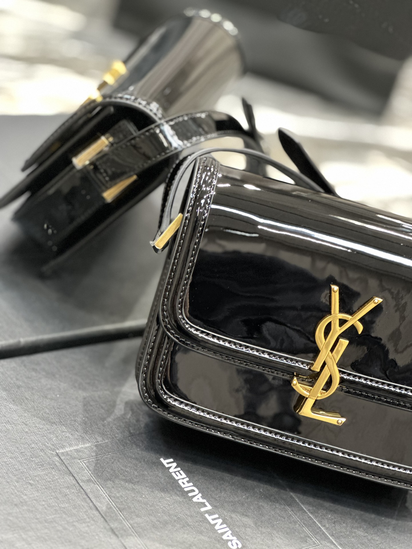Handbags SAINT LAURENT 675626 size 19  13  5 cm - vstockx
