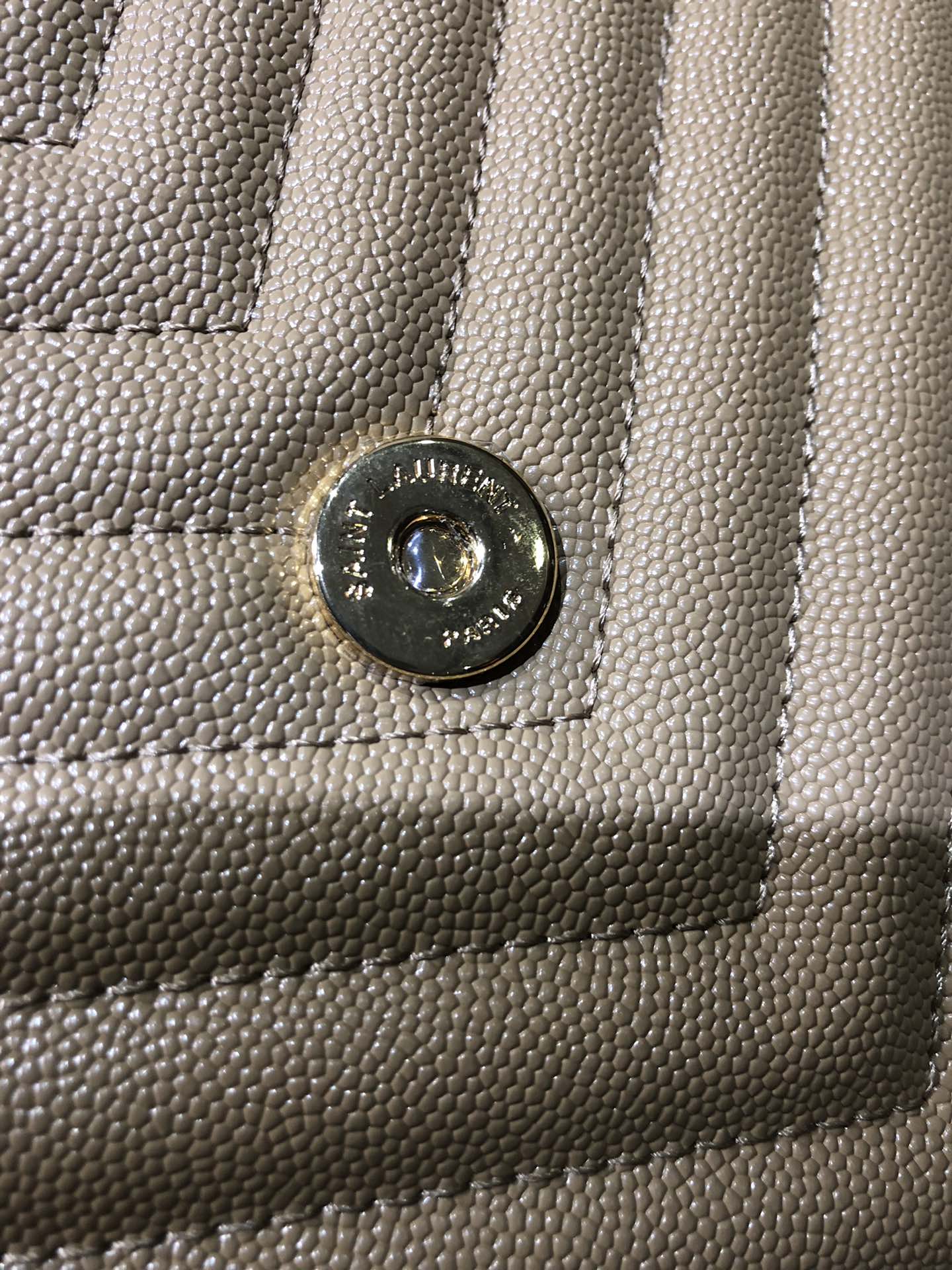 Handbags SAINT LAURENT 342023 size 31*2.5*21.5 cm - vstockx