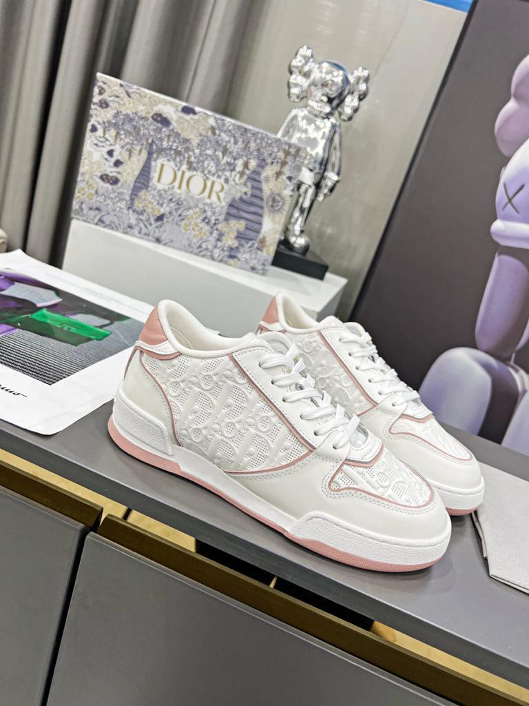 Dior One White and Nude Dior Oblique Perforated Calfskin (Women's) - vstockx