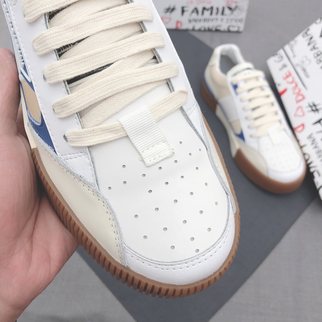 Dolce & Gabbana Low Tops Sneakers 57 - vstockx