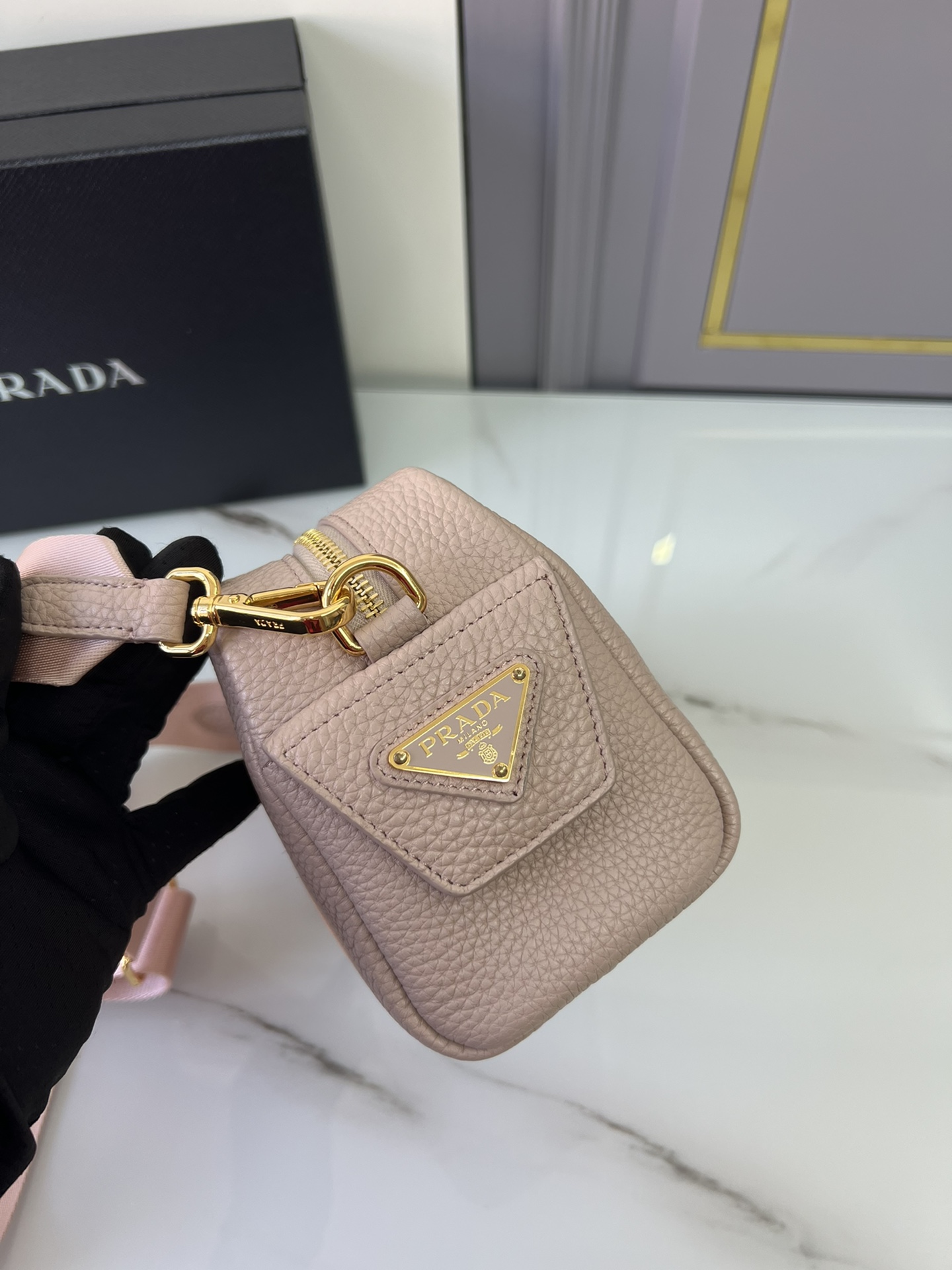 handbags prada 1BH187 20.5*13*8.5 - vstockx