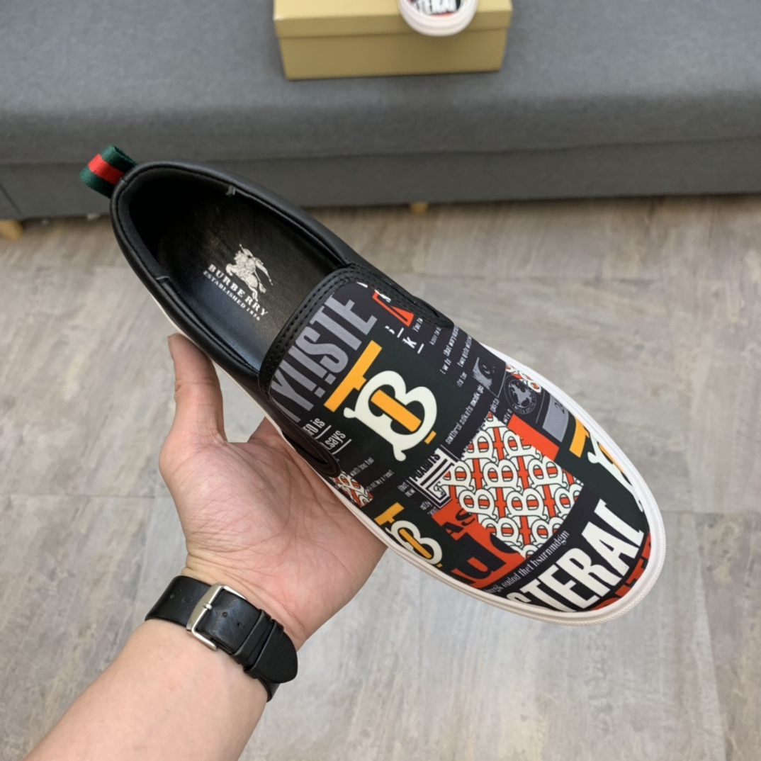 Burberry Perforated Check Sneaker 47 - vstockx