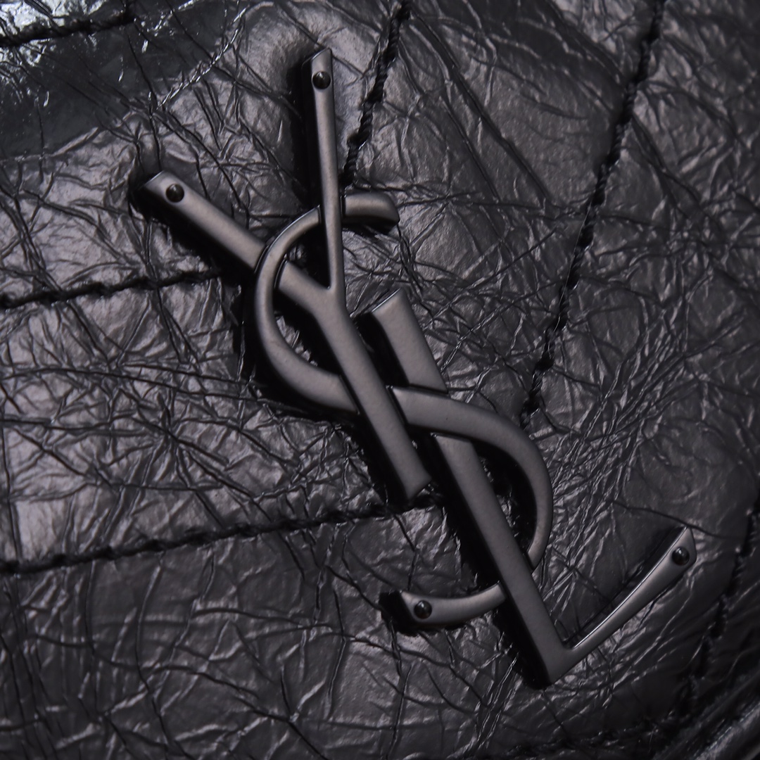 Handbags SAINT LAURENT 533037 size 22x16.5x12 cm - vstockx