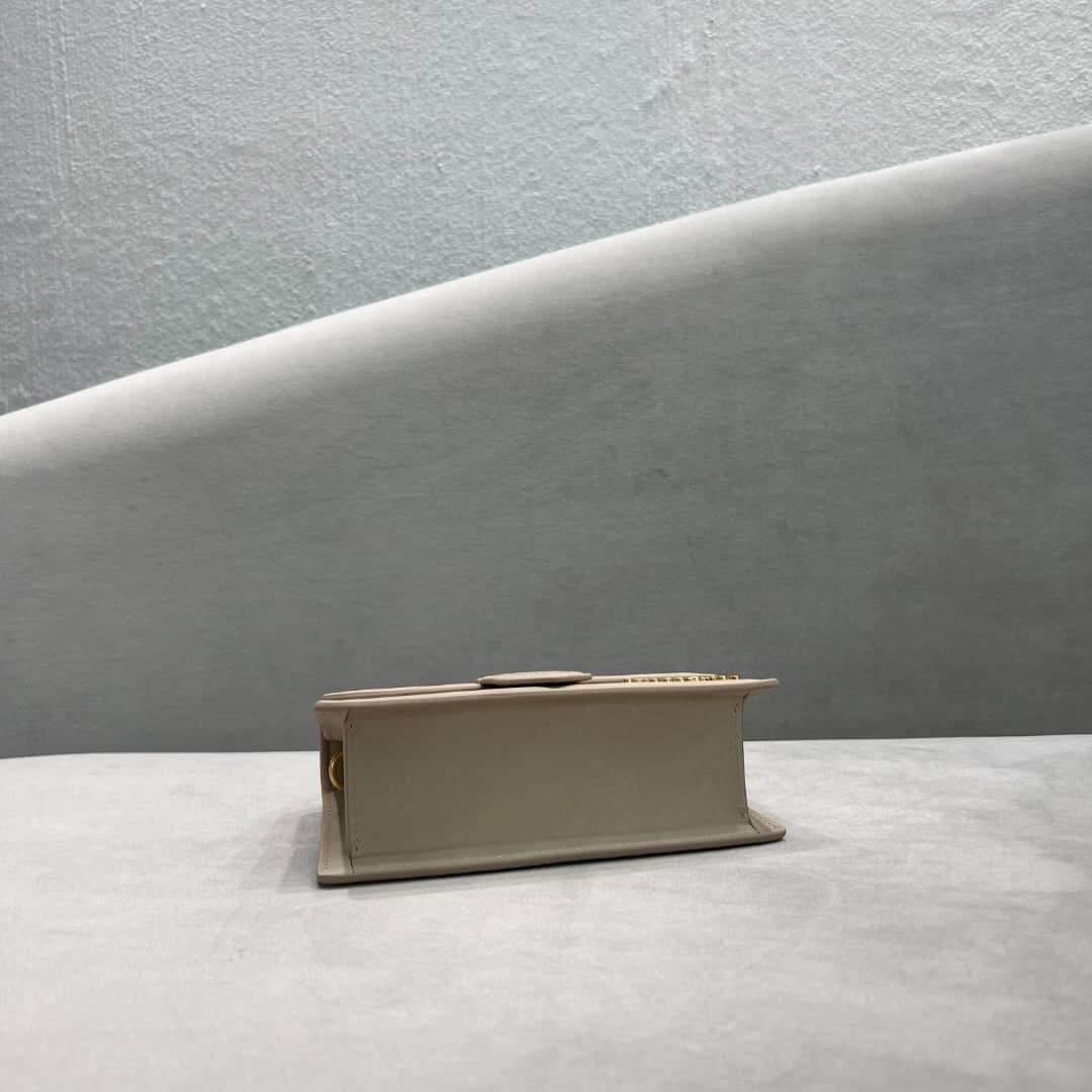 handbag Jacquemus bamnino 2056 size 24*13*7 cm size 18*6*7 cm - vstockx