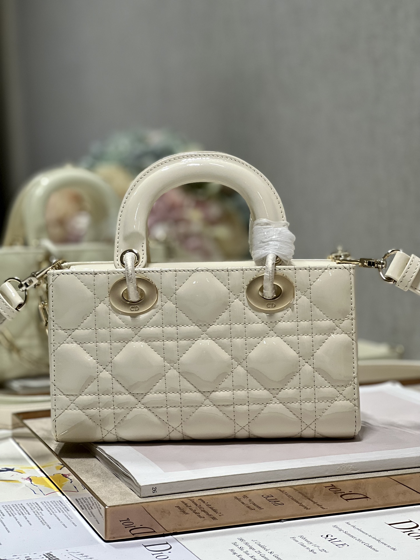 Handbag Dior 0540 size 22.5  6  11.5 cm - vstockx