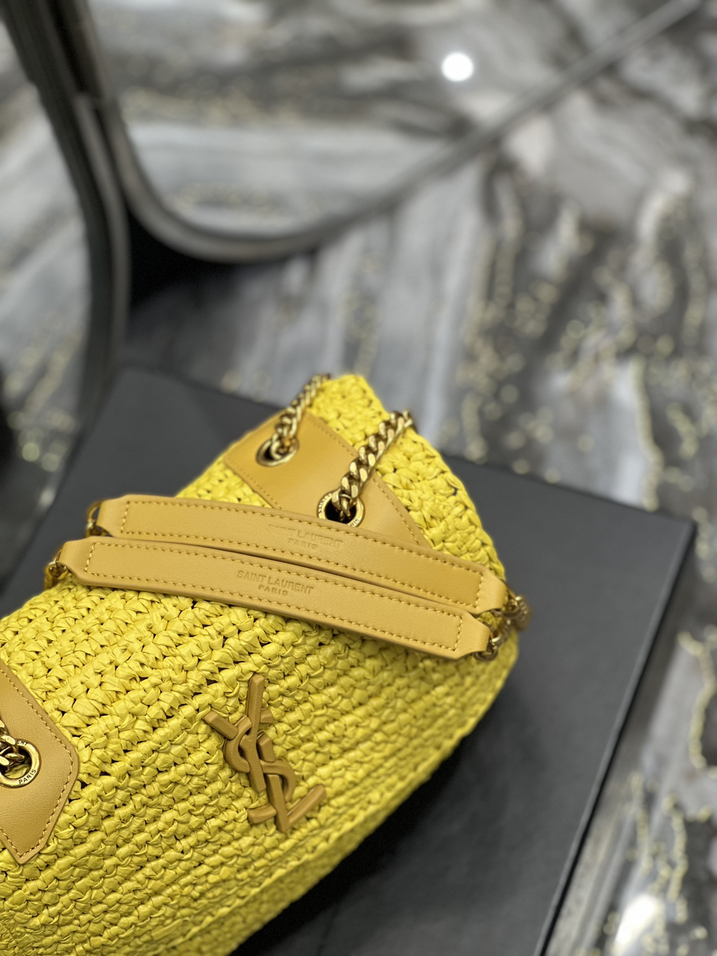 Handbags SAINT LAURENT 633151 size 22  16.5  12 cm - vstockx