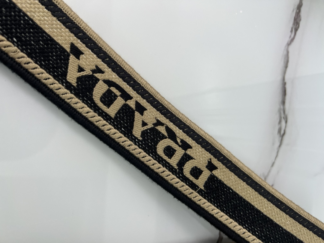 handbags prada 1BH194 23*14*6.5 - vstockx