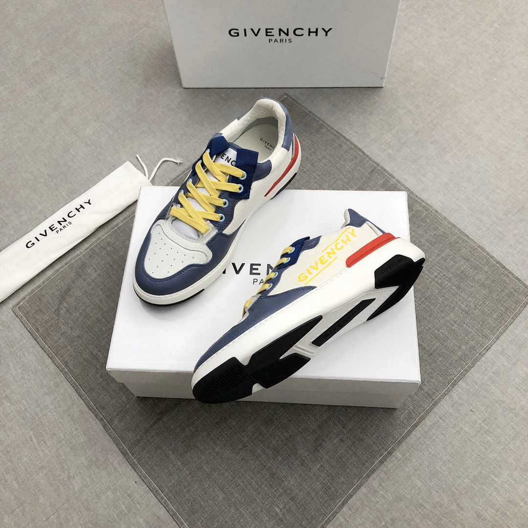 Givenchy Wing Sneakers 6 - vstockx